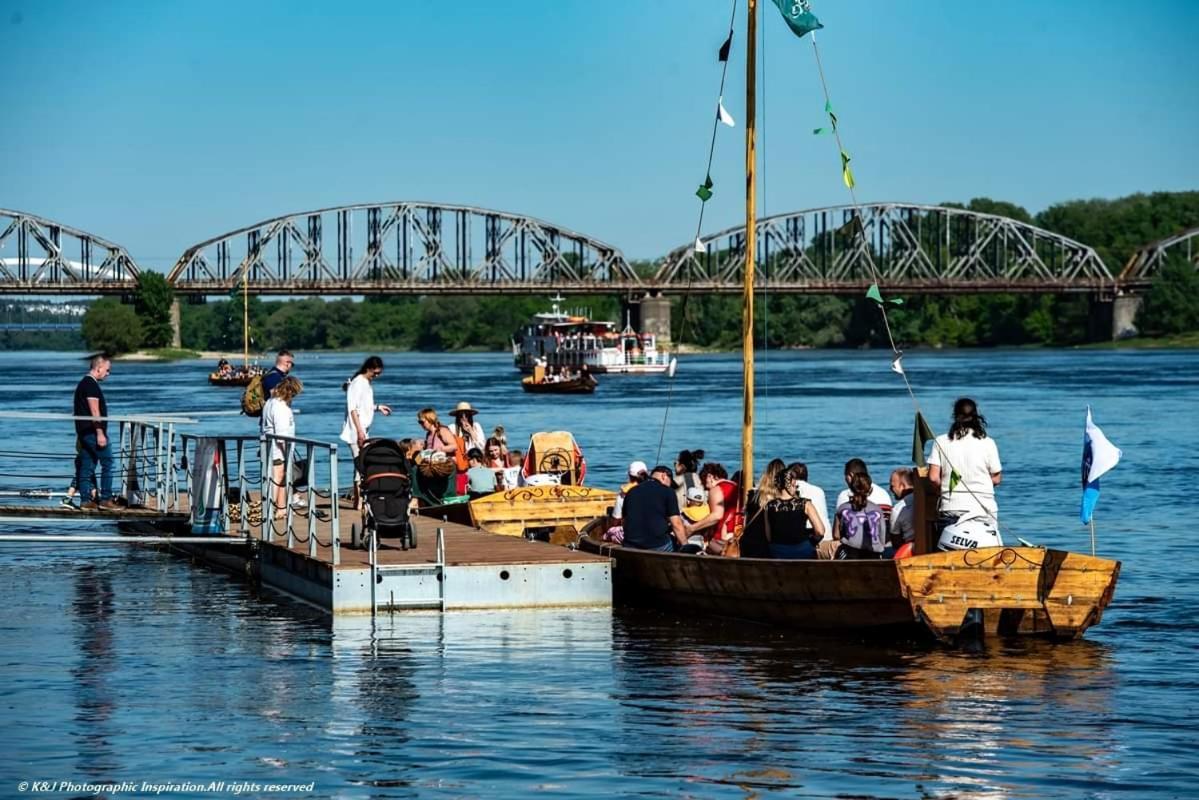 Barka Atena Stary Toruń Extérieur photo